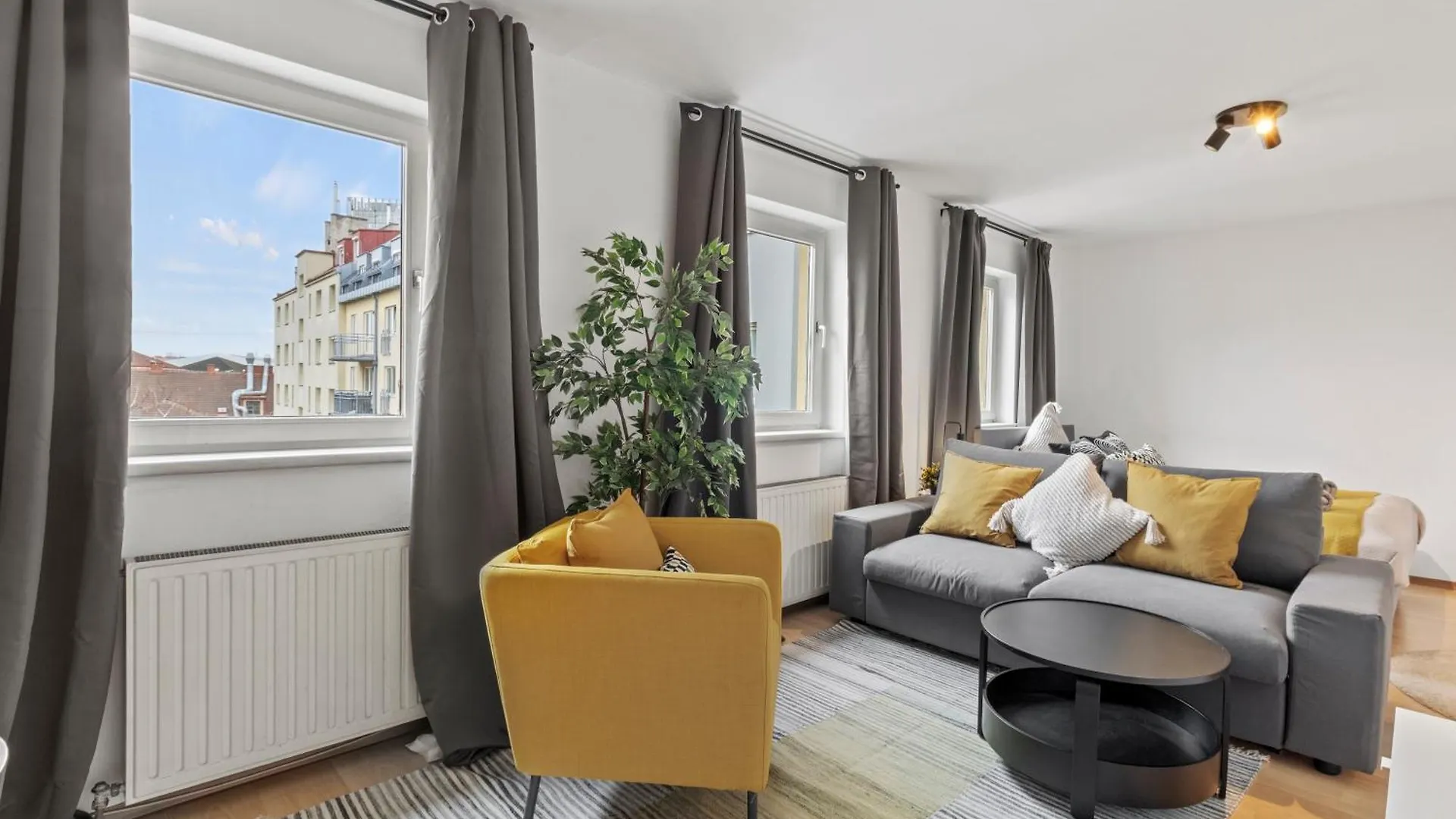 Perfect Location, 2 Min To Main Station, Long Term Stays Wien 0*,  Österreich